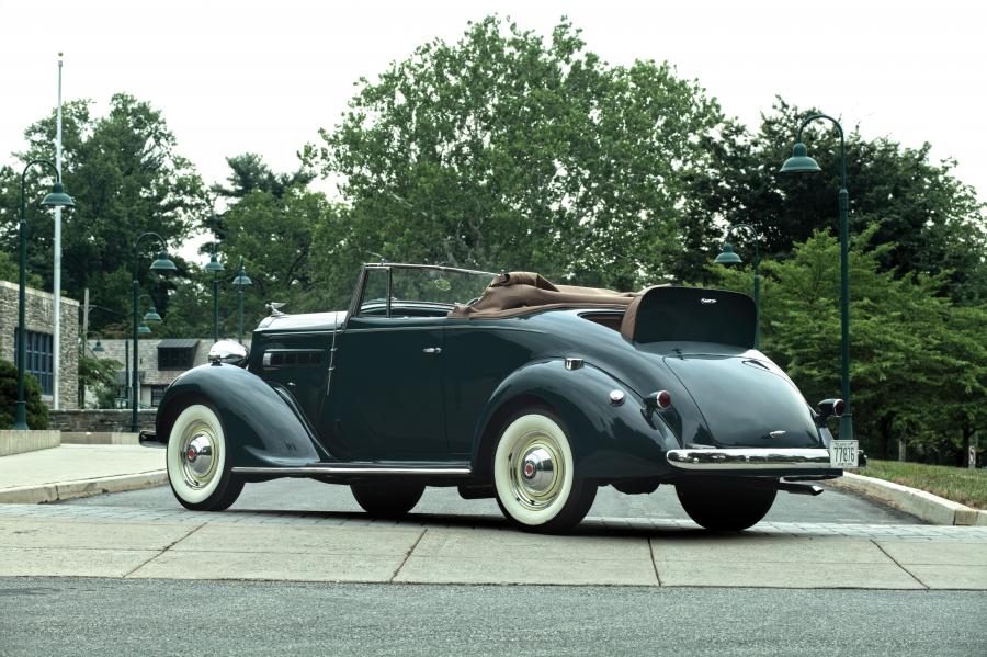  Packard Six Rumble Seat Convertible Coupe 1937 года  (фото 2 из 20)